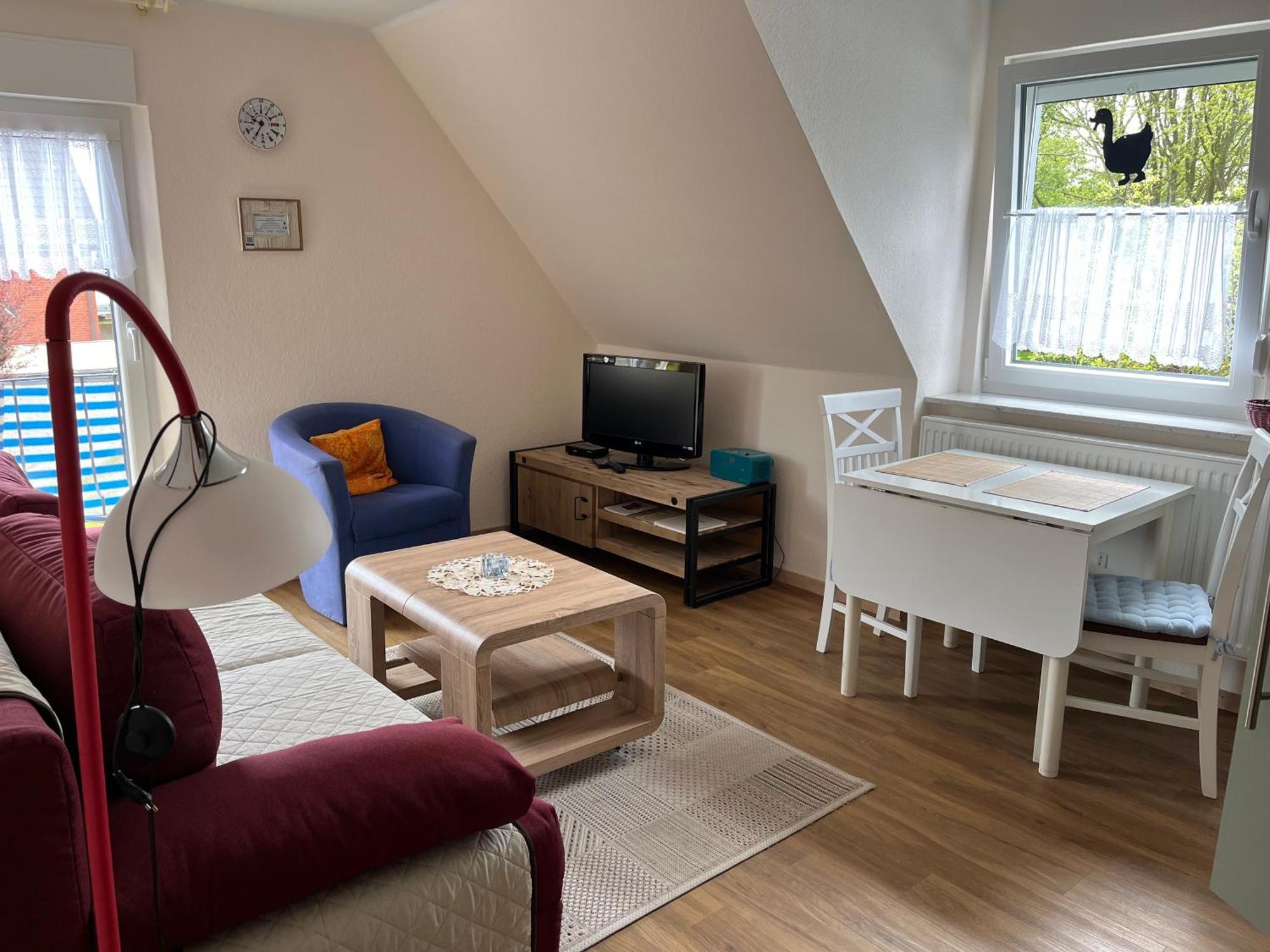 Wohnung 2 Mit Balkon- Haus Annegrete 埃森斯 外观 照片