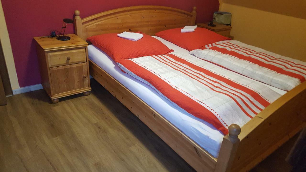 Wohnung 2 Mit Balkon- Haus Annegrete 埃森斯 外观 照片