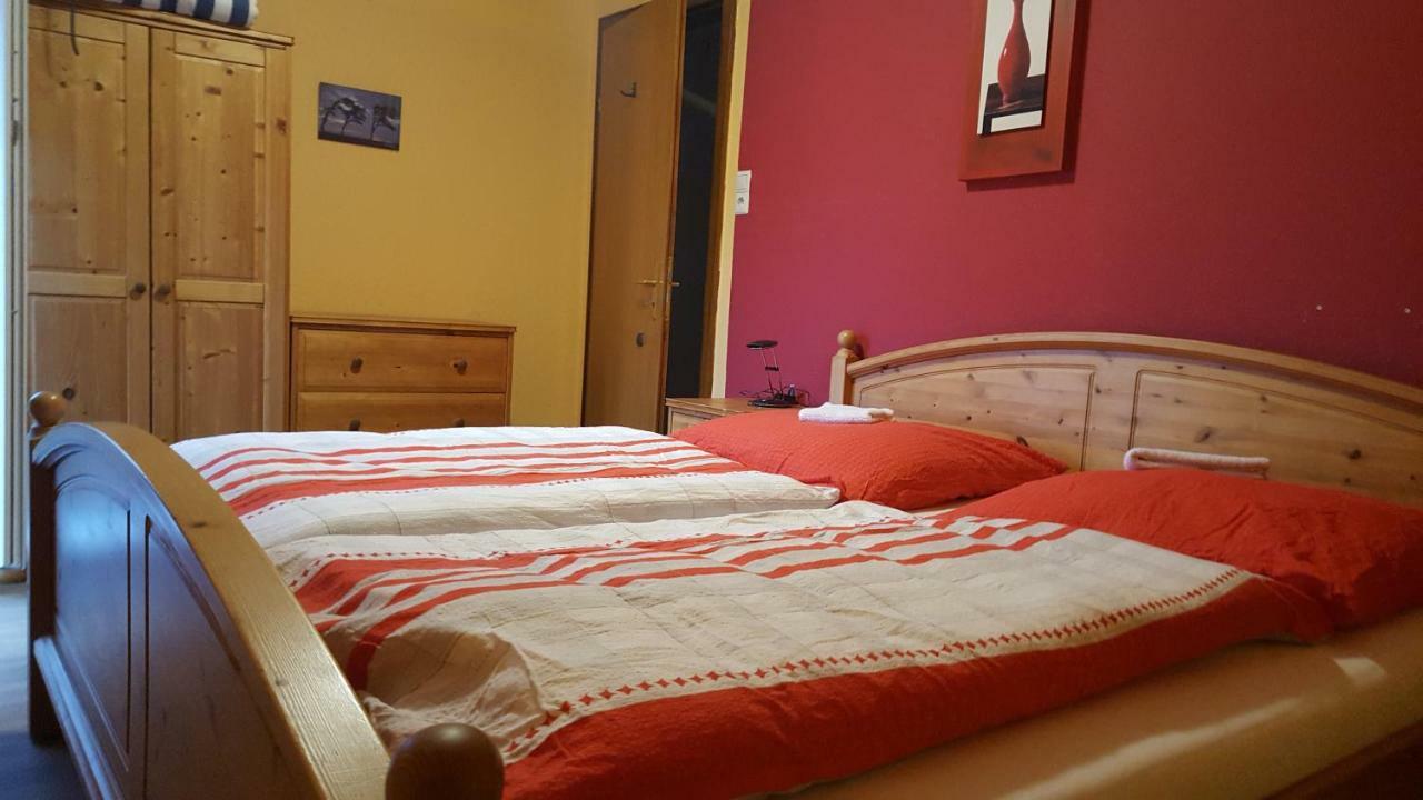 Wohnung 2 Mit Balkon- Haus Annegrete 埃森斯 外观 照片