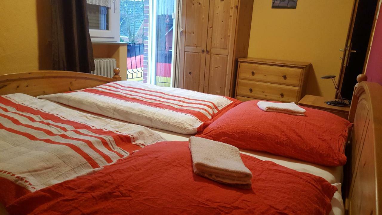 Wohnung 2 Mit Balkon- Haus Annegrete 埃森斯 外观 照片