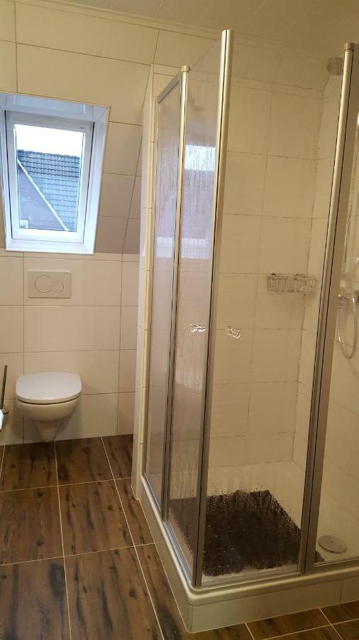 Wohnung 2 Mit Balkon- Haus Annegrete 埃森斯 外观 照片